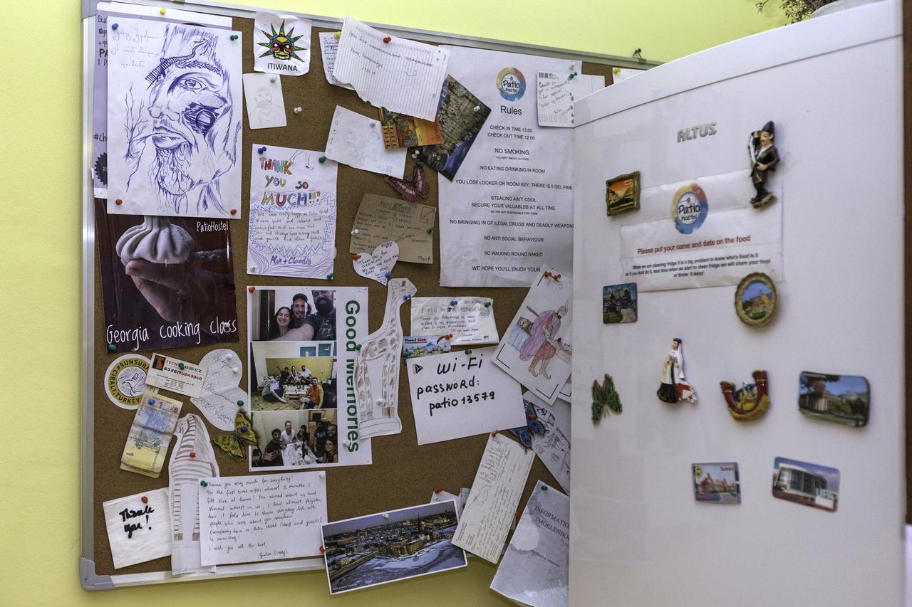 Patio Hostel Тбилиси Экстерьер фото
